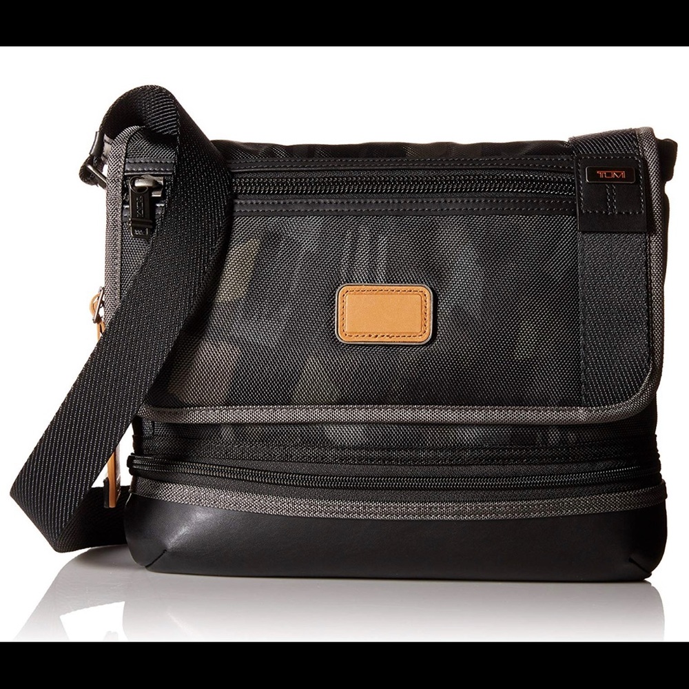 Tumi Beale Crossbody/Messenger Bag